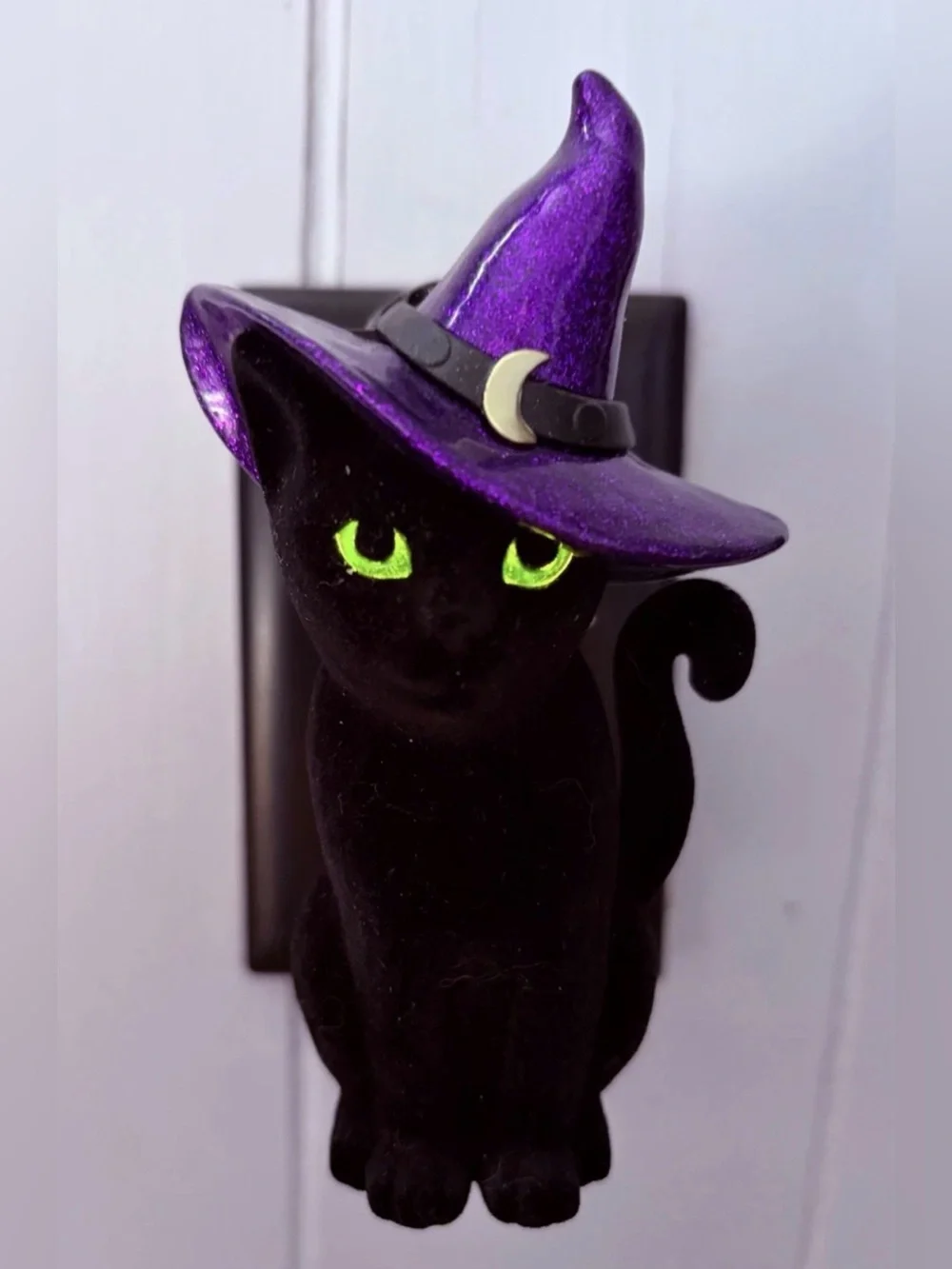 2 Bath & Body Works BBW Halloween Wallflowers Black Witch Cat and Fairy Pumpkin